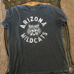 University of Arizona Wildcats grey vintage distressed t shirt L